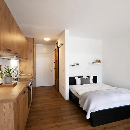 Sunlit Terrace Apartment Appartamento *